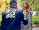 Investigan a mujer que insultó con frases racistas a policía de la CDMX en la colonia Condesa
