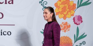 Sheinbaum rechaza que Pemex esté en riesgo y afirma disminución histórica del huachicol