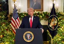 Trump presume logros en discurso nocturno y culpa a Biden por altos precios rumbo a elecciones intermedias