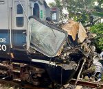 Sin lesionados tras impacto de tráiler con el Tren Interoceánico en Pichucalco, Chiapas
