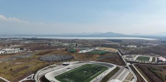 “¡Viva la transformación!”: Sheinbaum defiende cancelación del aeropuerto y celebra parque en Texcoco