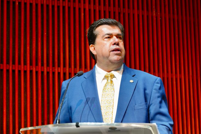 ab0d406e-f4f2-4702-ac86-fa6e47f2d39a