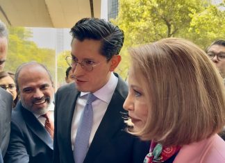 Velasco guarda silencio sobre pruebas de EU contra Rocha Moya y funcionarios de Sinaloa