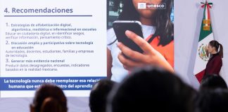 Sheinbaum va contra los algoritmos adictivos; abre debate nacional para regular redes sociales en menores