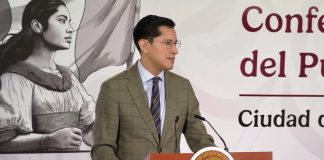 México llevará a tribunales de EU las muertes de connacionales ligadas al ICE