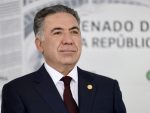 Senado paga con cheques la dieta de Enrique Inzunza tras congelamiento de sus cuentas