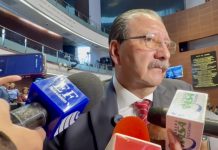 Sandoval admite posible omisión de autoridades mexicanas por avión que sacó a “El Mayo”
