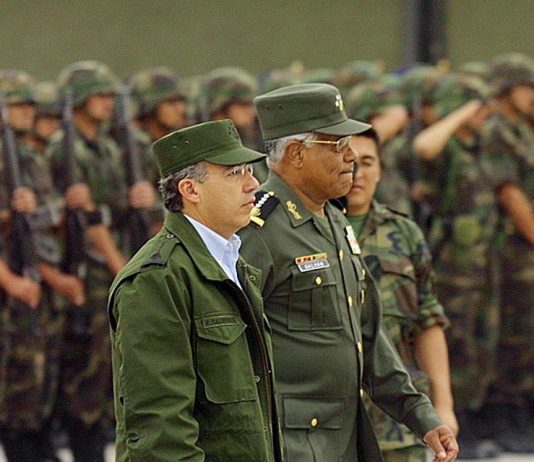 Sheinbaum marca distancia con Calderón: “En México no operarán agencias de EU”