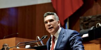 Sheinbaum acusa a Jorge Romero y a Alito Moreno de dar la espalda a migrantes y priorizar críticas a su gobierno