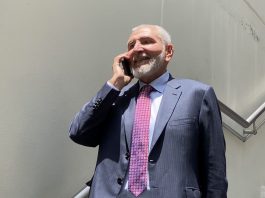 Adán Augusto reaparece tras tres semanas y evade preguntas sobre supuesta investigación por “huachicol fiscal” y cancelación de visa