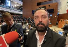 Arturo Ávila alista demanda contra Carlos Eduardo Guitiérrez, diputado del PRI, por daño moral tras altercado en el Senado