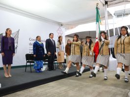 Sheinbaum encabeza regreso a clases de 28 millones de estudiantes desde secundaria de la CDMX