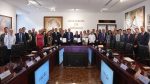 Gasolina regular seguirá debajo de $24 y diésel de $27; Sheinbaum renueva acuerdo con gasolineros