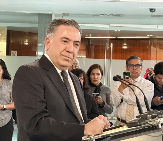 Inzunza rechaza vínculos con el narco y se niega a pedir licencia: “Soy inocente”