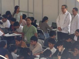Rector Leonardo Lomelí supervisa personalmente examen de control presencial de la UNAM