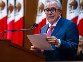 Rubén Rocha retoma la gubernatura de Sinaloa tras 112 días de licencia y afirma que FGR no encontró pruebas en su contra
