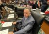 Inzunza desafía rumores y se queda en el Senado: “No me solicitó nada” Sheinbaum
