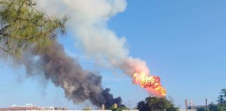 Controlan conato de incendio en instalación de Pemex en Dos Bocas