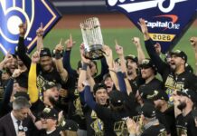 ¡Campeones por primera vez! Brewers derrotan a Tampa Bay y hacen historia en las Grandes Ligas