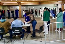 Trabajadores del IMSS rechazan aumento salarial de 6.8%; sindicato reabre negociación para buscar mejores condiciones