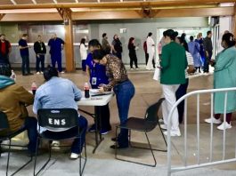Trabajadores del IMSS rechazan aumento salarial de 6.8%; sindicato reabre negociación para buscar mejores condiciones