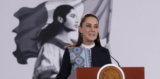 “¡Neoliberalismo, nunca más!”: Sheinbaum rechaza volver al modelo que, afirma, generó pobreza y desigualdad
