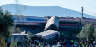 Tragedia ferroviaria en España: chocan dos trenes de alta velocidad; al menos 64 muertos y decenas de heridos